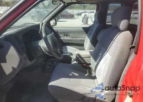 2000 Nissan Frontier King Cab Xe z USA, uszkodzony, nr VIN 1N6DD26S1YC321403